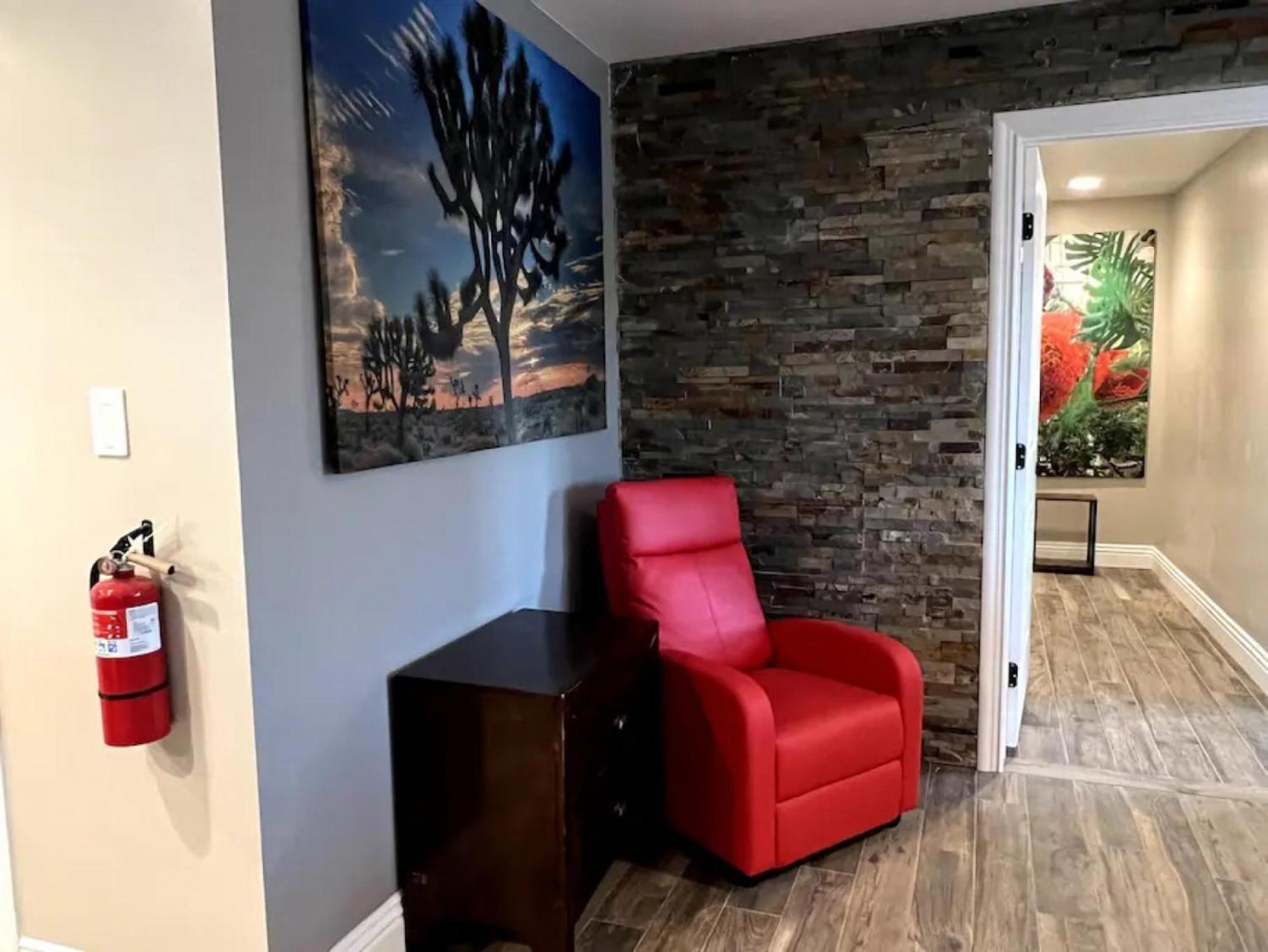 Lux Private Home - Pool, Billiards, 8 Smart Tvs, Board Games, Cotton Bedding - The Stone Sanctuary At Mccullough Hills Trailhead Las Vegas Exterior foto