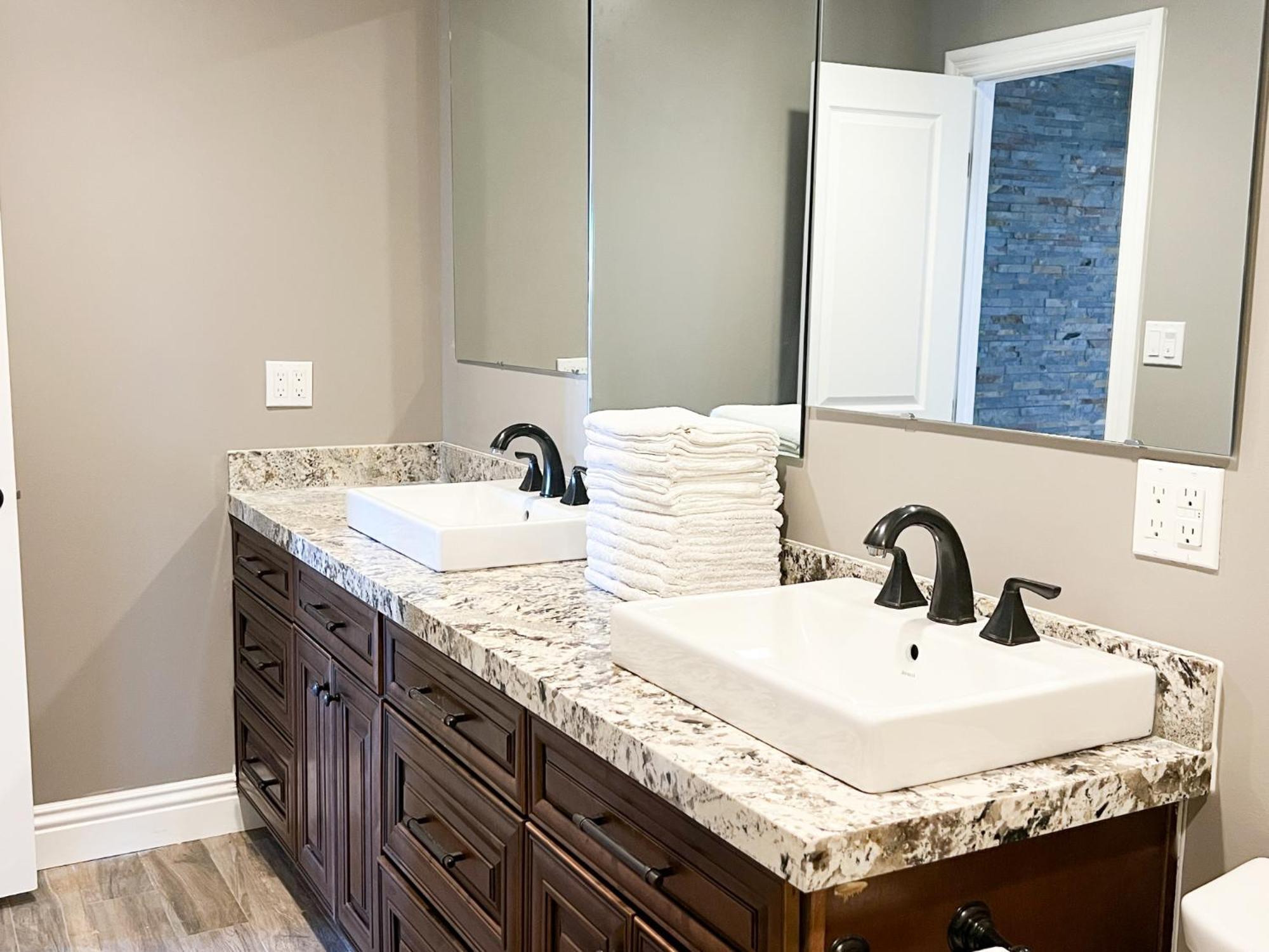Lux Private Home - Pool, Billiards, 8 Smart Tvs, Board Games, Cotton Bedding - The Stone Sanctuary At Mccullough Hills Trailhead Las Vegas Exterior foto