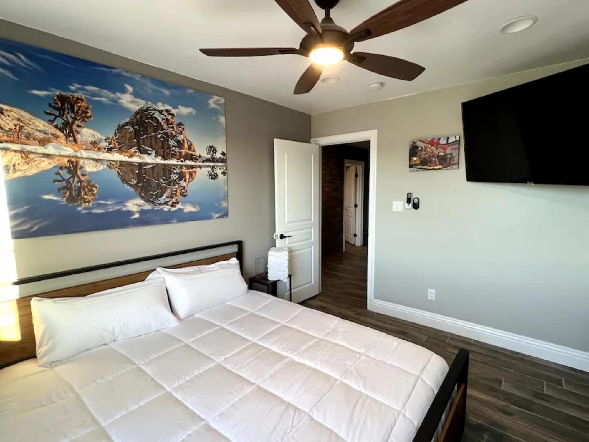 Lux Private Home - Pool, Billiards, 8 Smart Tvs, Board Games, Cotton Bedding - The Stone Sanctuary At Mccullough Hills Trailhead Las Vegas Exterior foto